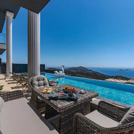 Brigante Villa *